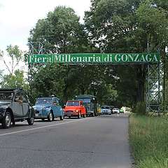 1126foto_2cv__striscione_millenaria.jpg