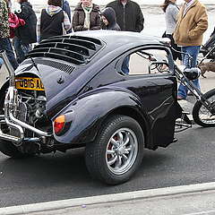 800px-VW_Beetle_trike_-_Flickr_-_exfordy_28129.jpg